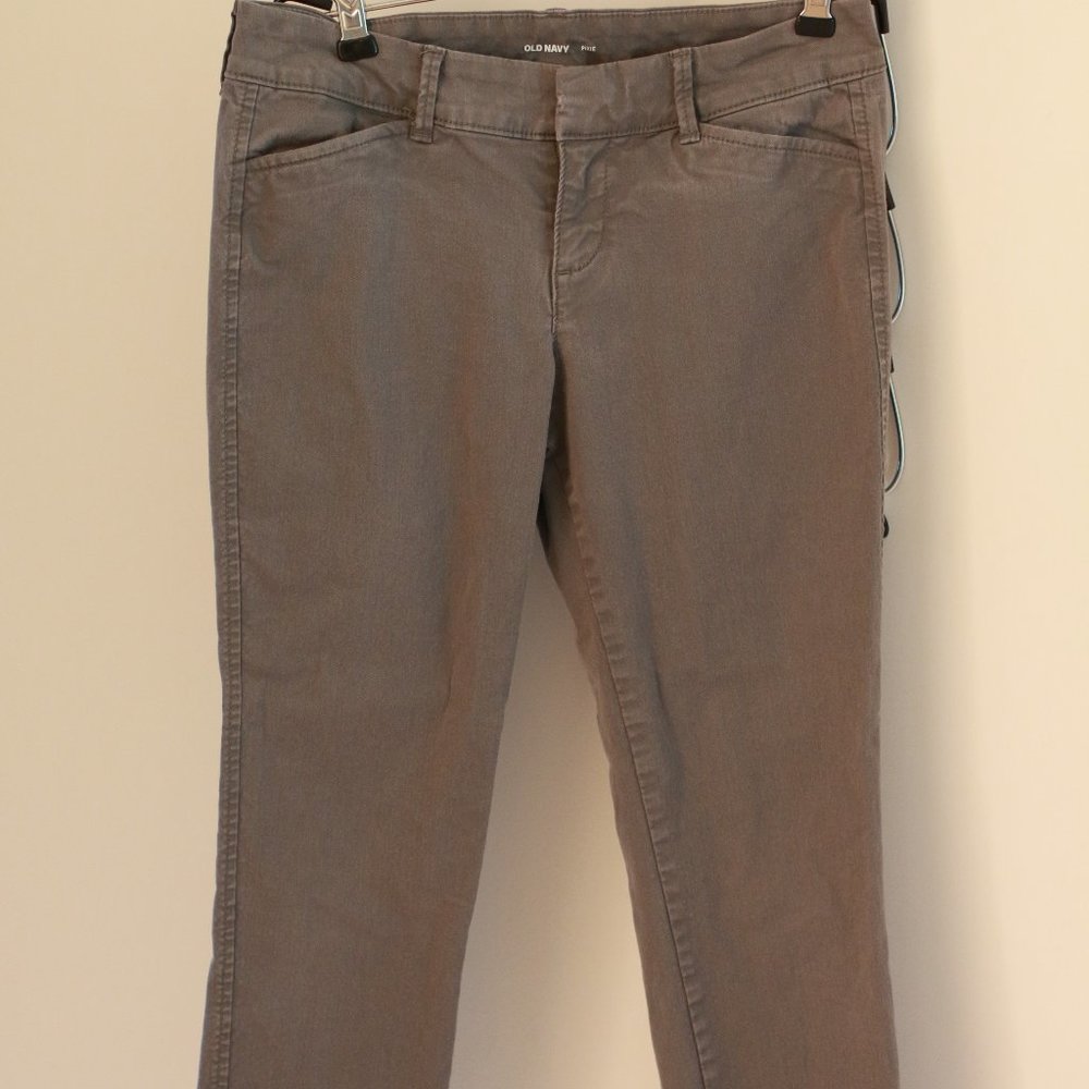Old Navy Chinos